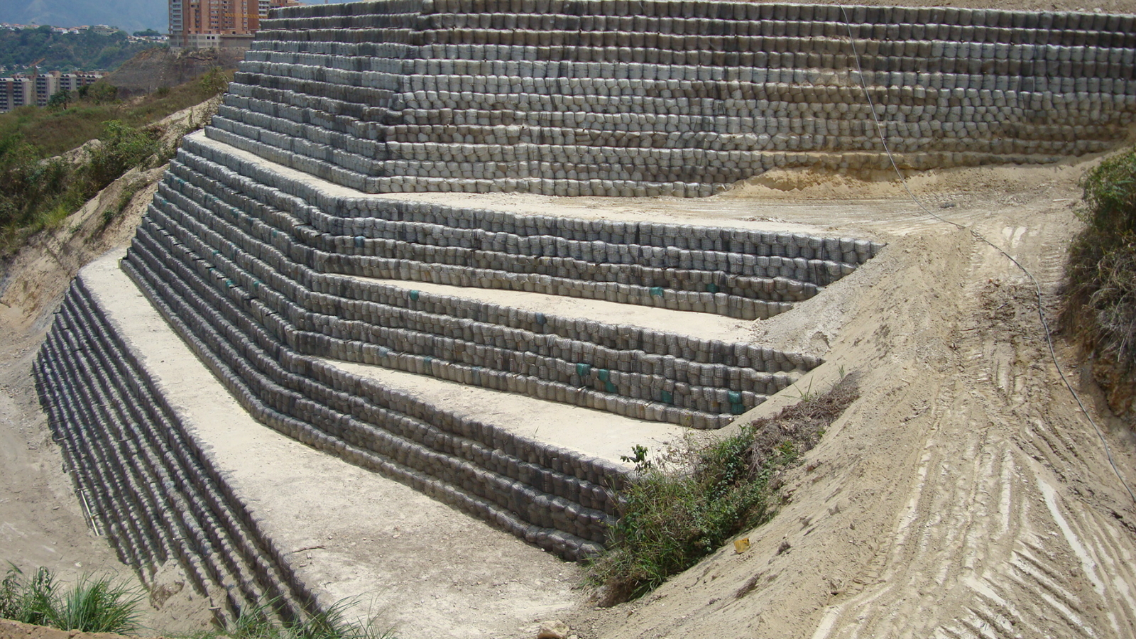 SISTEMAS DE CONTENCIÓN FLEXIBLES SISTEMAS DE CONTENCIÓN FLEXIBLES