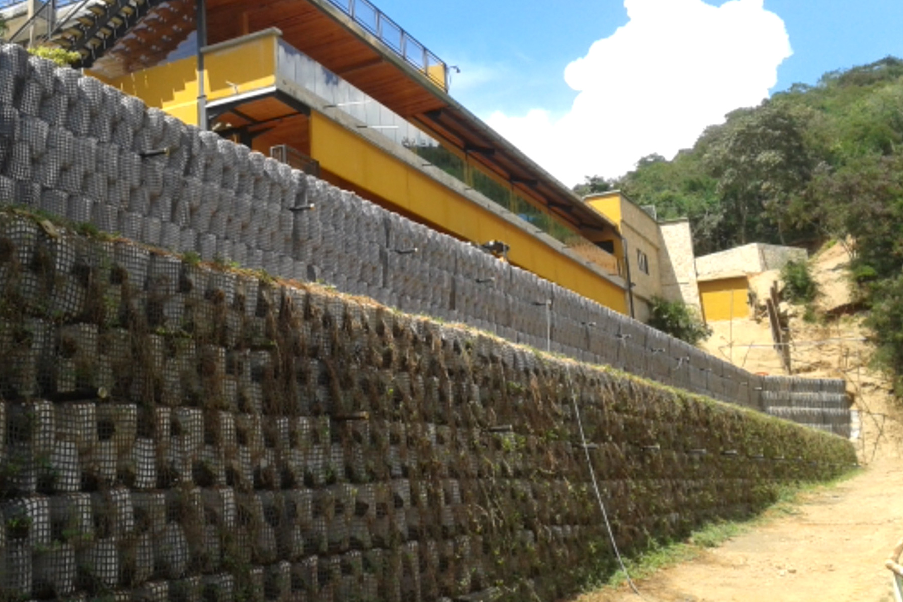 ￼Muros de Contención